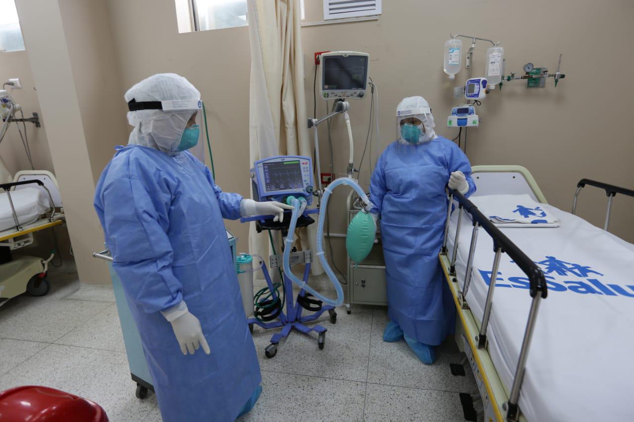 Según especialista, algunas UCI tienen más de 30 años y sus equipos han sido renovados pocas veces. (Foto: Fernando Sangama / GEC)