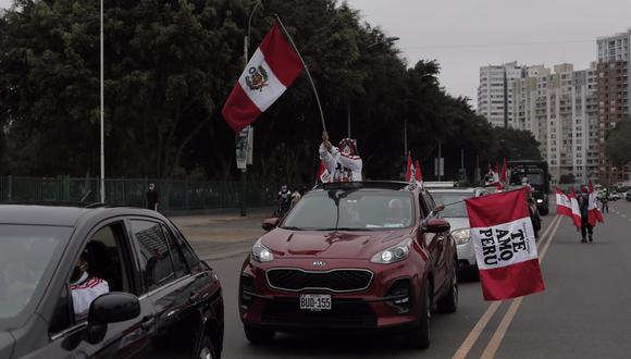 La movilización se inició pasadas las 2:00 p.m. desde la avenida La Peruanidad y concluyó en el Paseo de los Héroes Navales. (Foto: Leandro Britto / @photo.gec)