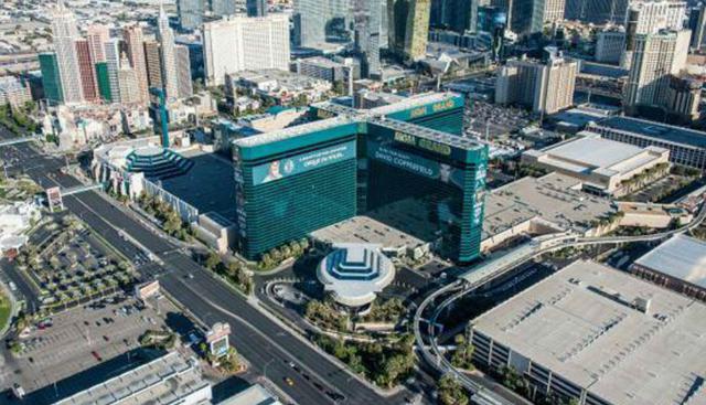 MGM Grand: Ubicado en Las Vegas, cuenta con 5 mil 44 habitaciones. También es famoso por contar con el Teatro de Hollywood, así como espacios para conciertos, campeonatos de boxeo y eventos especiales. (MGM Grand)