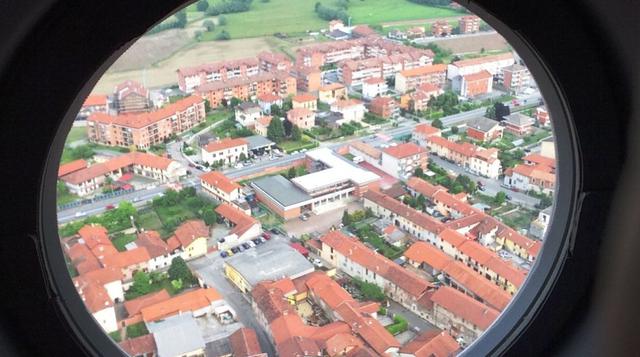 El titular de Defensa informó que, así como el Perú, otros países vecinos tienen intenciones de comprar nuevos aviones (Foto: Bertha Ramos).