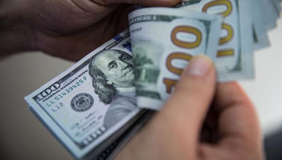 El miércoles, el índice Bloomberg Dollar Spot registró su mayor caída desde mayo ya que los operadores procedieron a vender la moneda estadounidense tras los datos de inflación que, en general, estuvieron en línea con las previsiones del mercado. Photographer: Kerem Uzel/Bloomberg