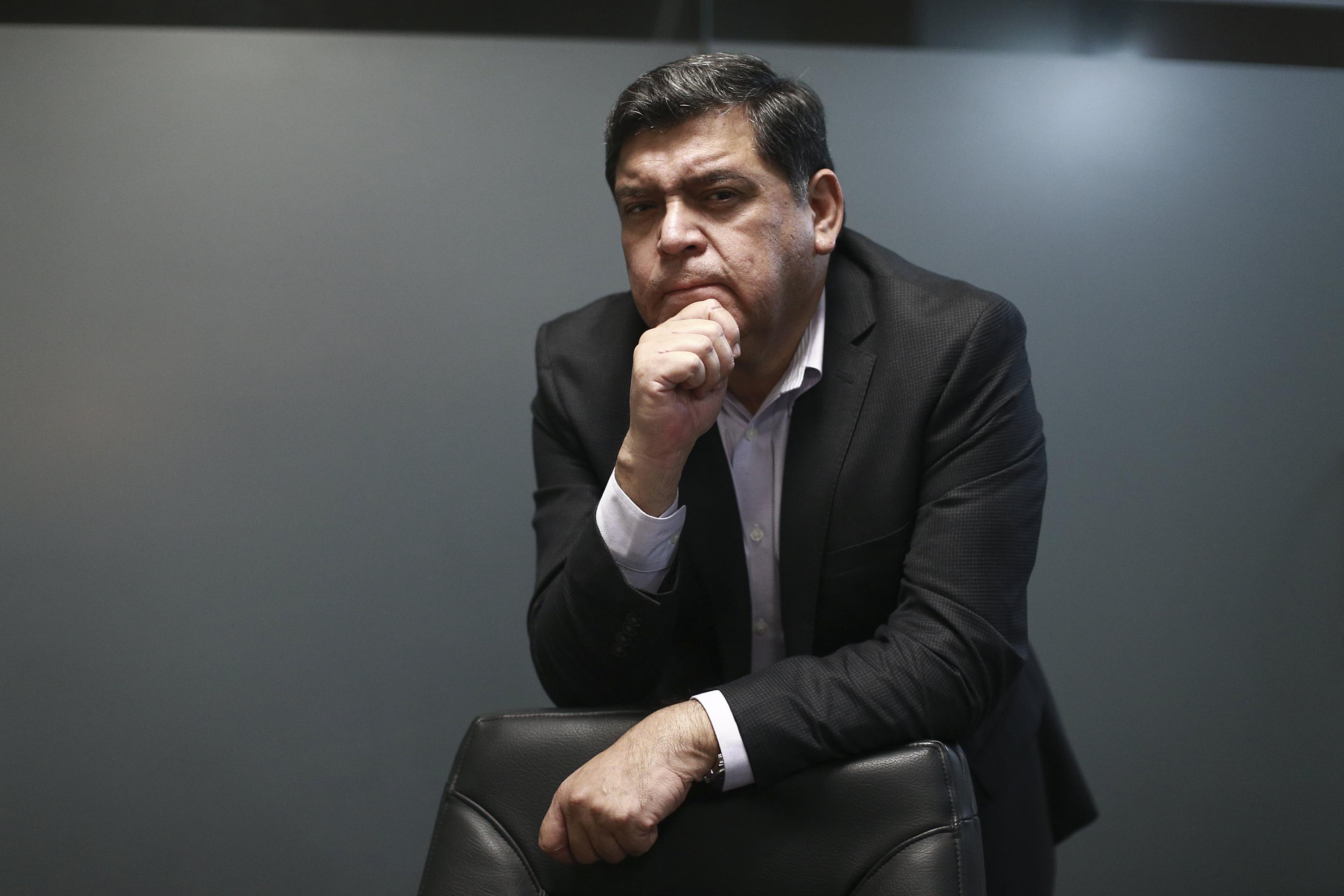 Mejor que Chile. Marthans pone como ejemplo que la deuda corporativa chilena es más del 100% de su PBI, mientras en el Perú no es ni la mitad. (Foto: Renzo Salazar)