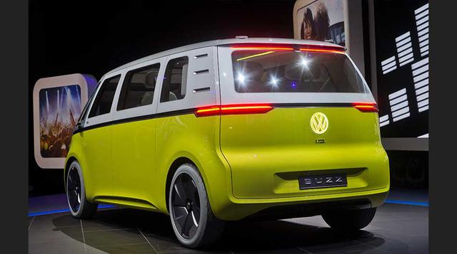 Para todo el grupo empresarial, Volkswagen planea entregar hasta 3 millones de automóviles alimentados a batería al año para esa fecha, con un inicio de producción previsto para el 2021. (Foto: AP)