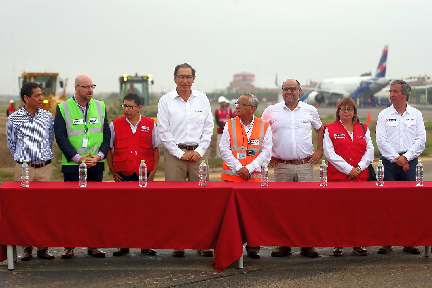 El presidente Vizcarra participó de una ceremonia que dio inicio a las obras de modernización del aeropuerto de Chiclayo. (Foto: Andina)
