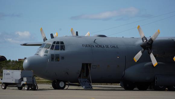 La FACH informó que se trataba de la misma aeronave del accidente y que el 22 de abril de 2016 había sufrido desperfectos en un vuelo entre Punta Arenas y la Base Eduardo Frei en la Antártida. (Foto: AFP)