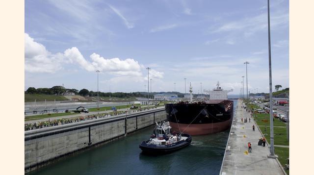 Tras un sorteo realizado el 29 de abril la embarcación Andronikos, de la compañía china Cosco, fue escogida para de inaugurar el nuevo Canal de Panamá. Este buque neopanamax, de 48,25 metros de manga y 299,98 metros de eslora, fue posteriormente rebautiza