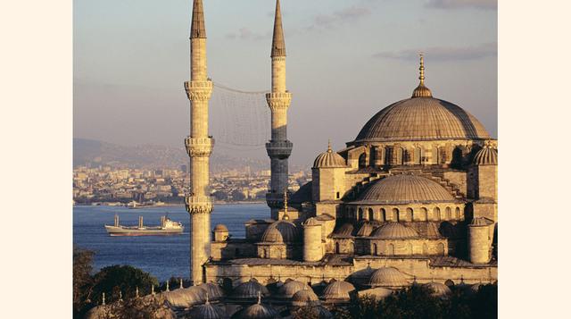 Estambul (Turquía), puesto 11, con 10 millones 486 mil visitantes, 11.8% más que en el año anterior.