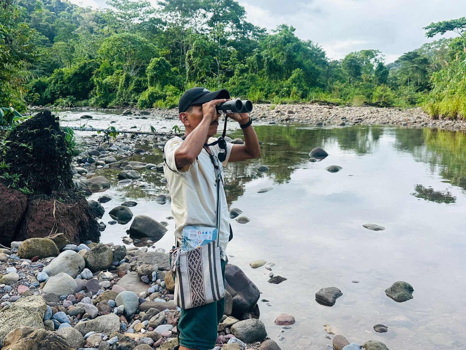 Cientos de observadores participan desde la madrugada en el Global Big Day 2026 en distintas áreas naturales protegidas del Perú.