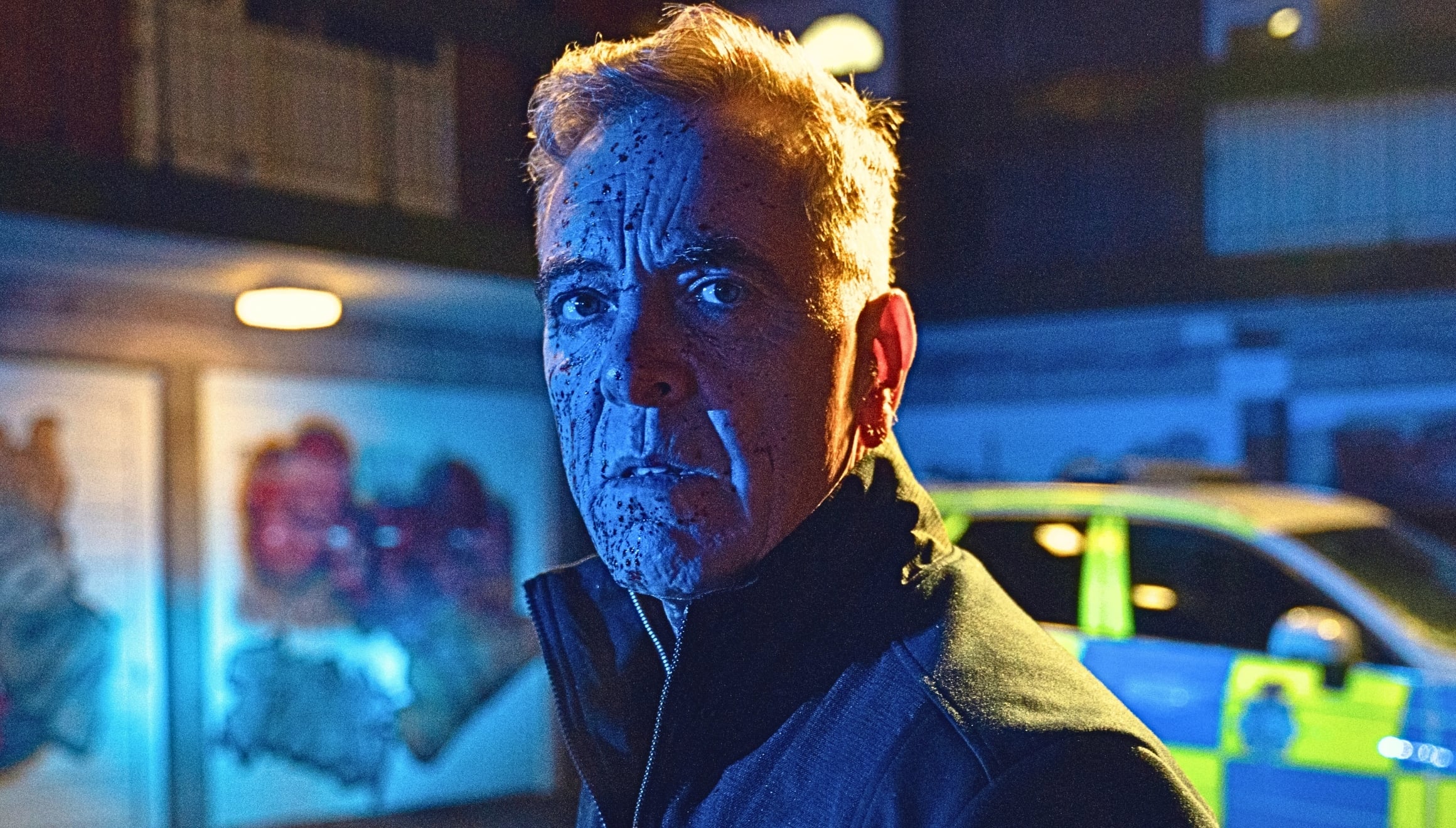 El actor James Nesbitt como Simon Greene en una escena de la serie "En fuga" (Foto: Netflix)