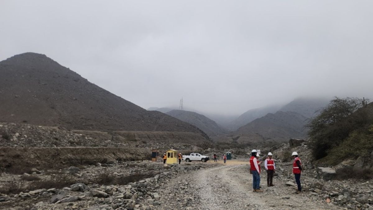 Informe de la Contraloría advierte presuntas responsabilidades administrativas, civiles y penales por irregularidades en un proyecto de defensas ribereñas ejecutado por la ANIN en La Libertad. Foto: Contraloría.