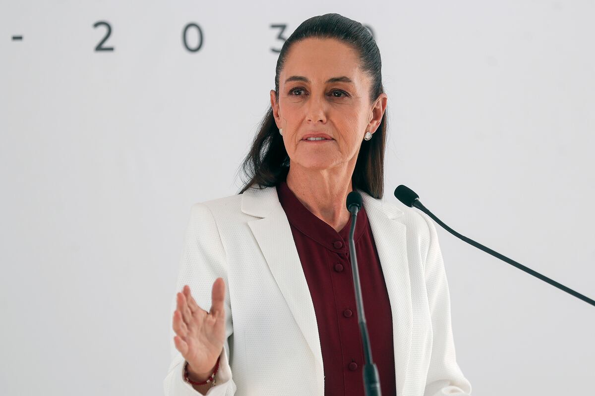 La presidenta electa de México, Claudia Sheinbaum Pardo habla durante una conferencia de prensa en la Ciudad de México, el 17 de junio de 2024. (Foto de Isaac Esquivel / EFE)