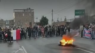 Pescadores artesanales bloquean Panamericana Norte y piden diálogo con Repsol