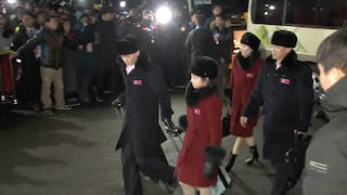 Los atletas norcoreanos llegan a Corea del Sur para los Juegos de Invierno