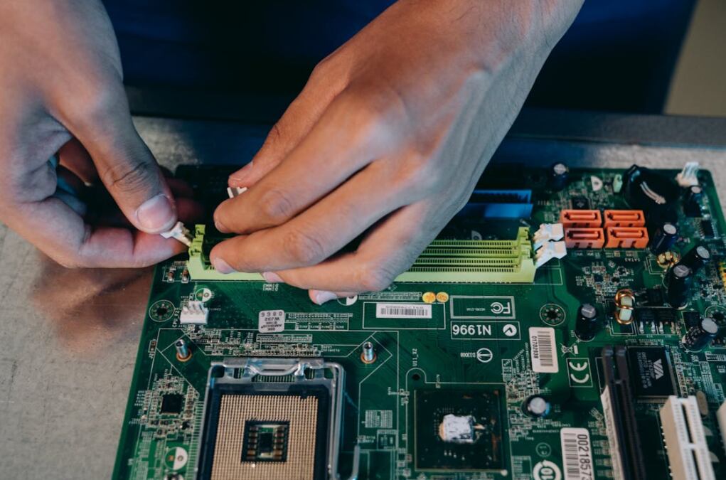 ¿Por qué es difícil encontrar un perfil TI adecuado en el Perú? | Foto: Pexels