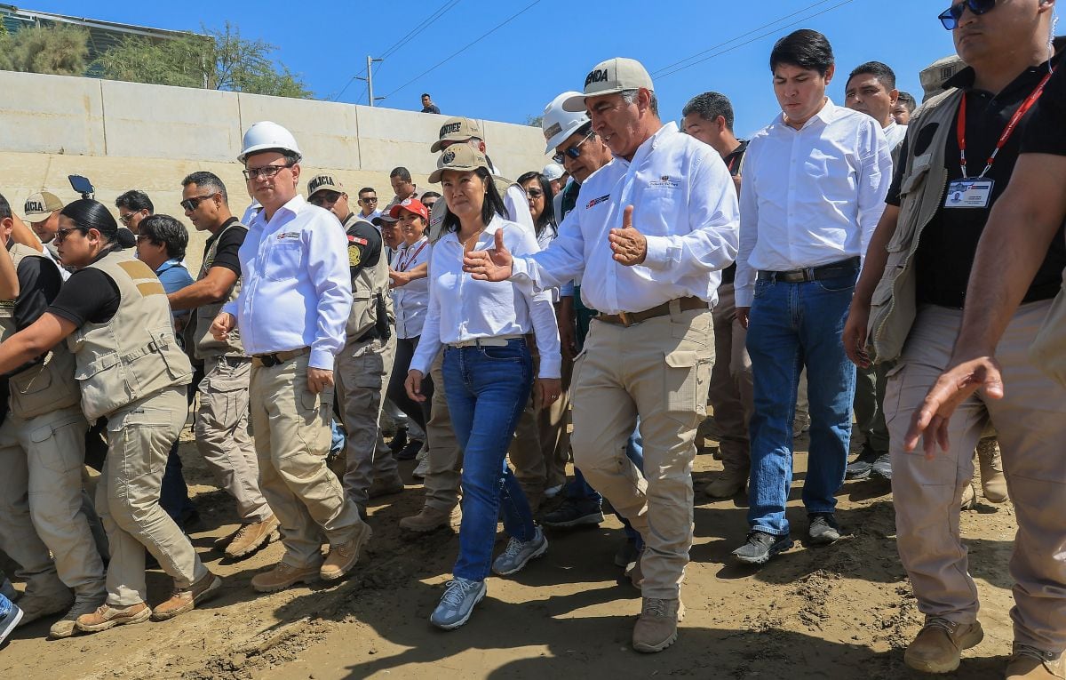 La presidenta defendió la actuación de sus ministros tras los hechos ocurridos en Trujillo y destacó el trabajo conjunto de la Policía peruana y boliviana. Foto: Presidencia.
