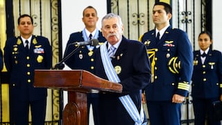 Rospigliosi recibe Medalla al Mérito Mayor General FAP por sus “servicios excepcionales”
