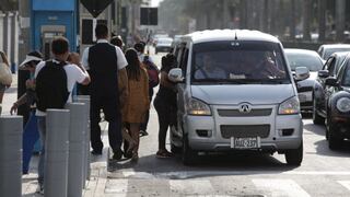 ¿Está de acuerdo con la ley que formaliza el servicio de  los taxis colectivos en provincias?
