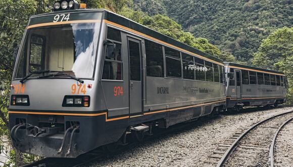 Inca Rail opera la concesión de las Redes Ferroviarias del Sur y Sur Oriente en el tramo Ollantaytambo - Machu Picchu, Cusco.