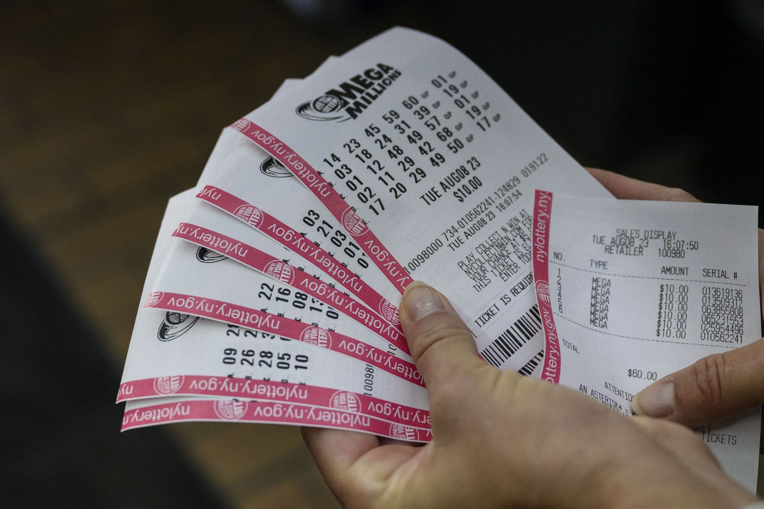 Puedes participar en el Mega Millions en 45 estados de EE.UU., además del Distrito de Columbia y las Islas Vírgenes Estadounidenses. (Foto: Angela WEISS / AFP)