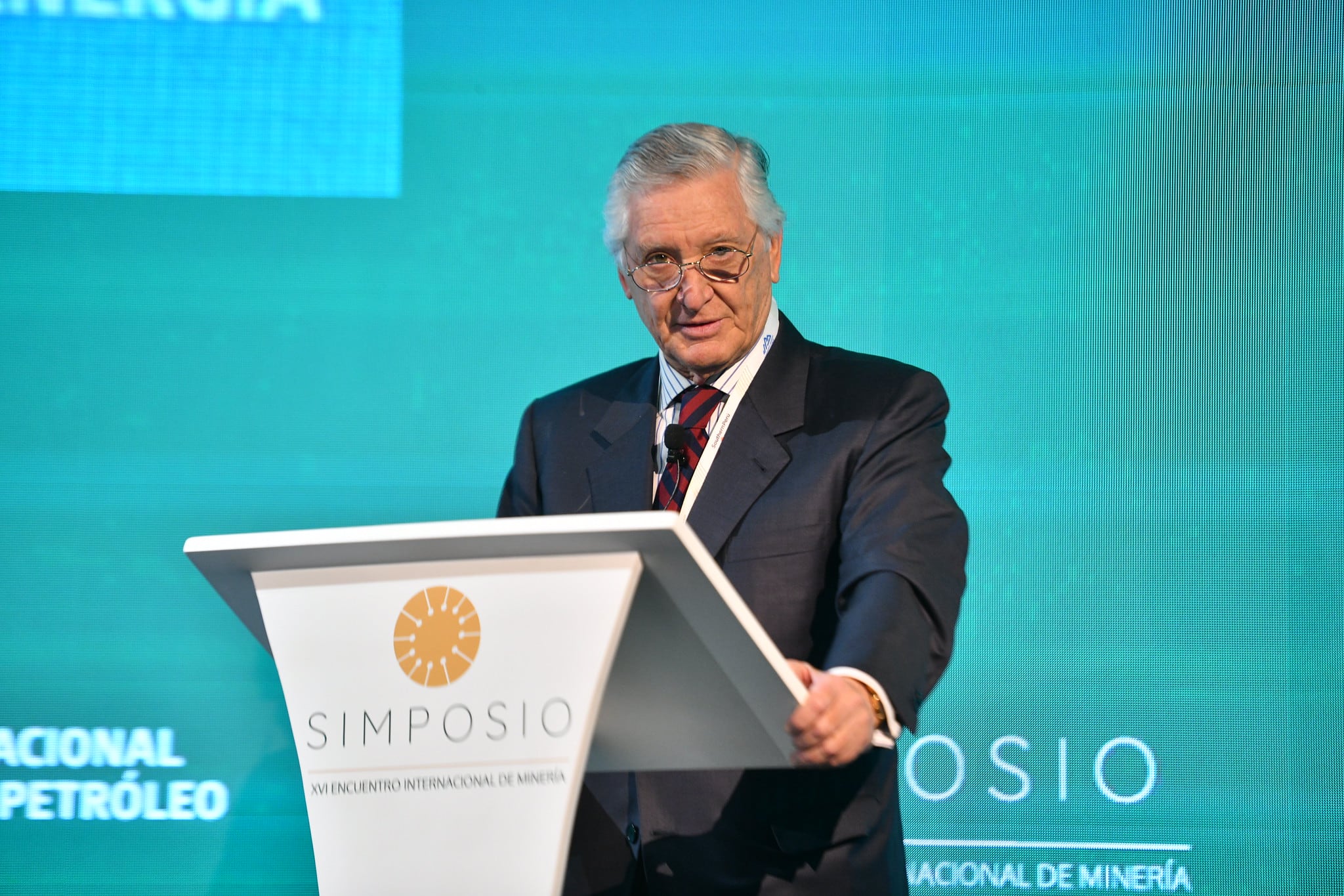 Carlos Pareja, ministro de Relaciones Exteriores, durante el Simposio de la SNMPE. Foto: SNMPE.