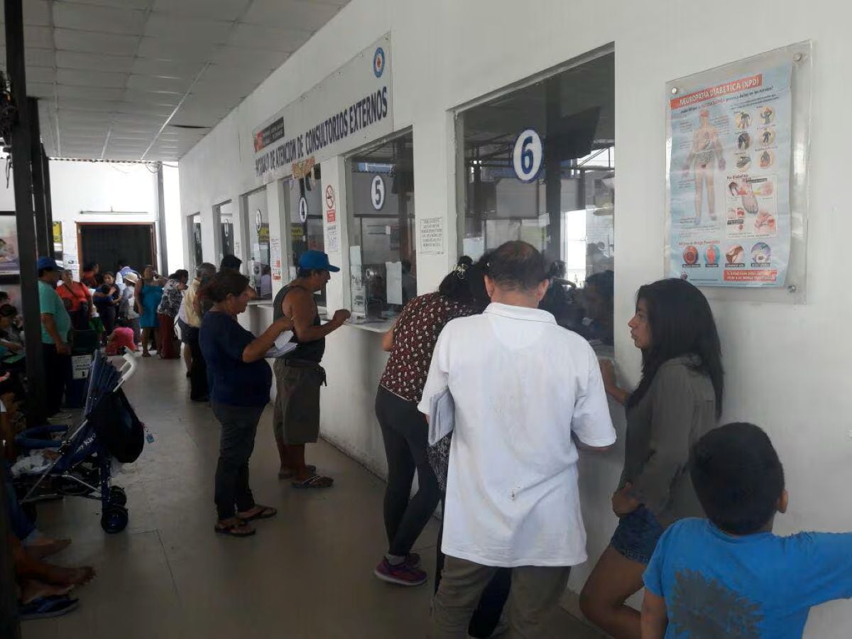 El costo de un Estado que no llega o que llega mal lo pagamos todos, pero sobre todo aquellos cuya única opción es acudir a los servicios públicos. Foto: El Comercio.