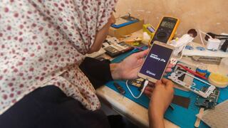 Las conexiones de internet y de telefonía se restablecen gradualmente en Gaza