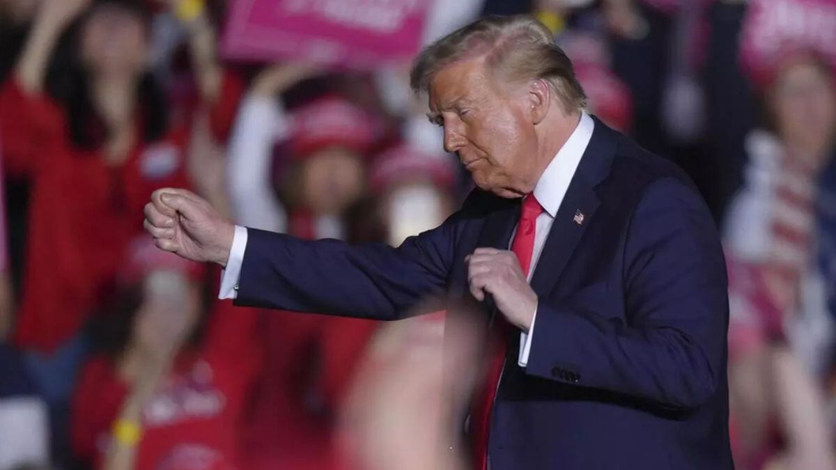 La denuncia contra el régimen republicano obedece a los recortes en investigación médica. (Foto: AP).