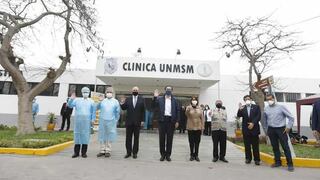Ticona confirma que recibió vacuna junto a miembros del equipo de ensayos clínicos de la UNMSM 