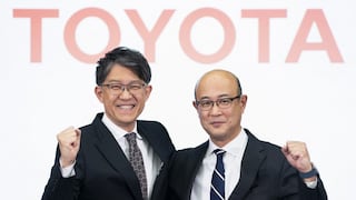 Toyota hace “cambio de marcha” tras caída de ganancias: nombra nuevo CEO