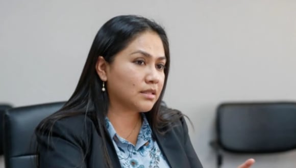 Se amplía la investigación a Heidy Juárez por presuntos cobros irregulares. Foto: GEC