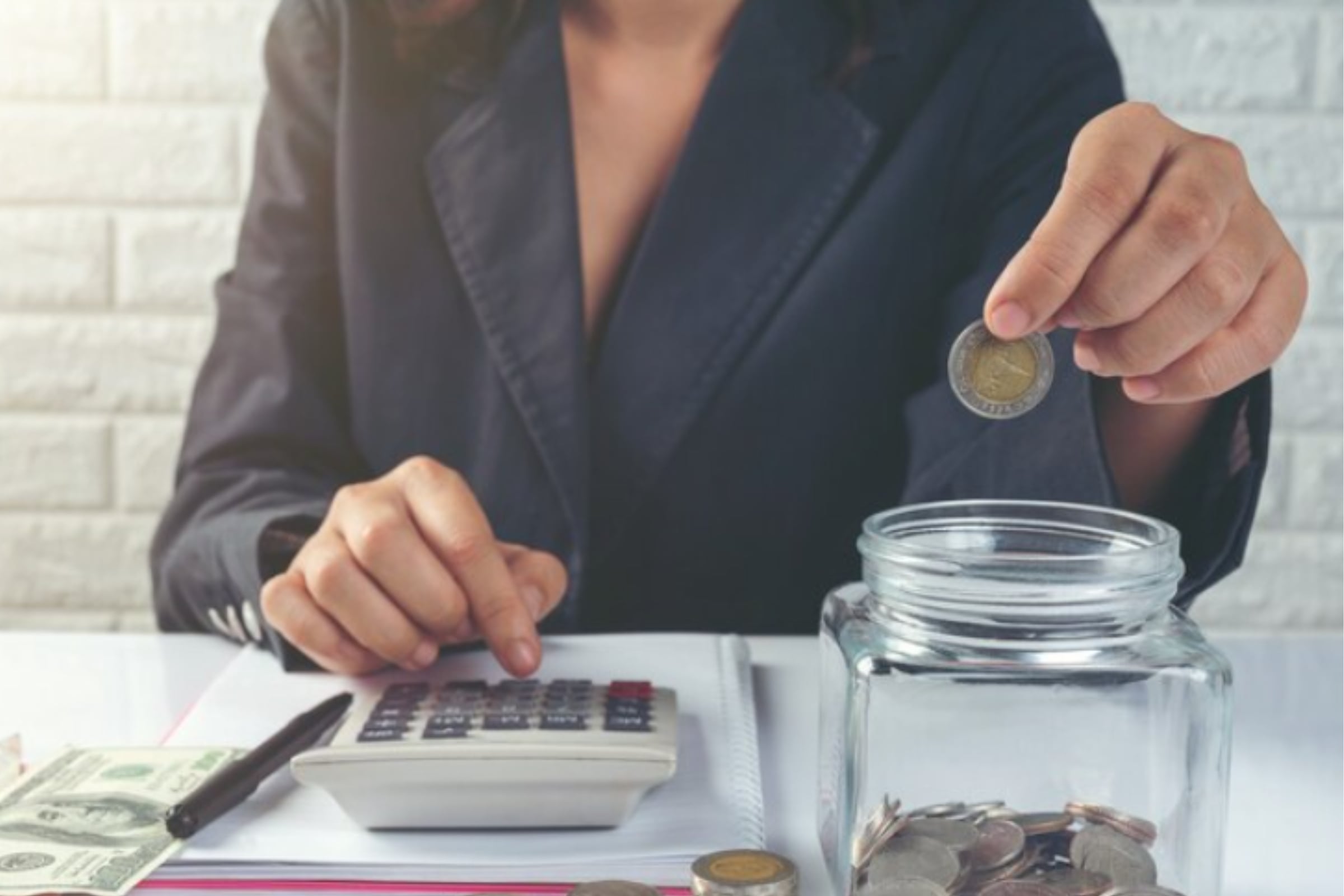 Pocas familias en Estados Unidos ahorran dinero ante posibles casos de emergencia. (Crédito: Freepik / Imagen referencial)