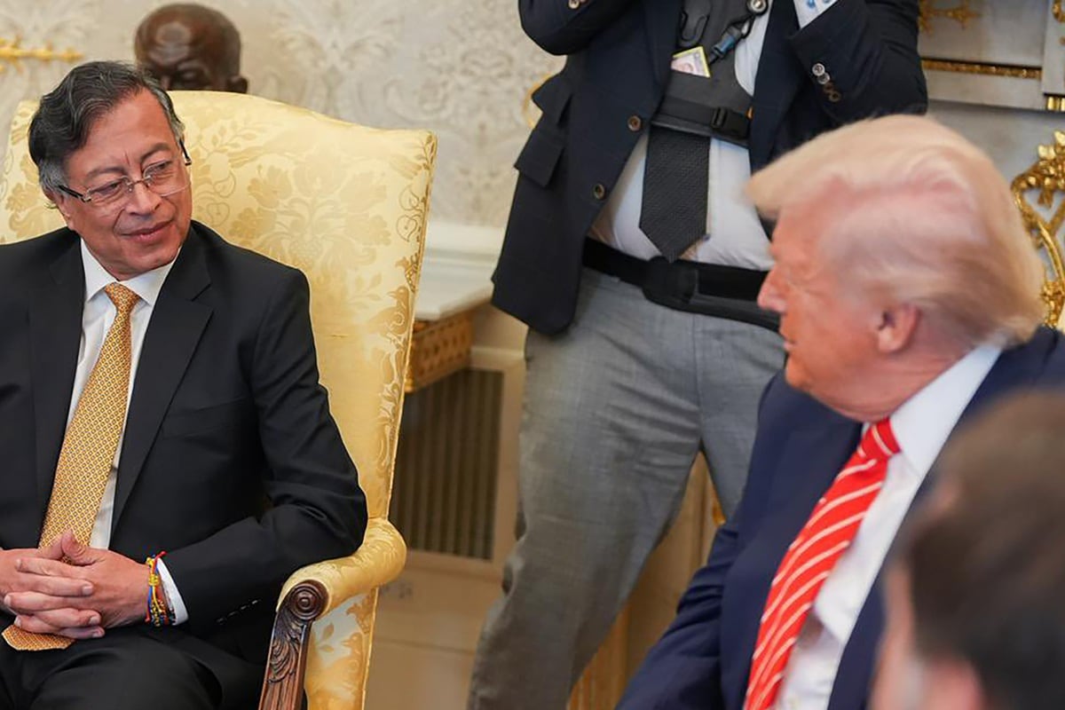 El presidente de Colombia, Gustavo Petro, junto a su homólogo de Estados Unidos, Donald Trump, durante una reunión en la Casa Blanca, en Washington, el 3 de febrero de 2026. (@infopresidencia / EFE)