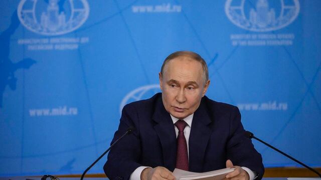 Putin tacha de “robo” la congelación de activos rusos: “no quedará impune”
