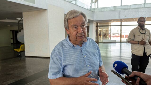 Seis meses de guerra en Ucrania marcan un hito triste y trágico, dice Antonio Guterres