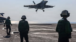 El Ejército de EE.UU., preparado para atacar Irán, aunque Trump aún no lo ha decidido