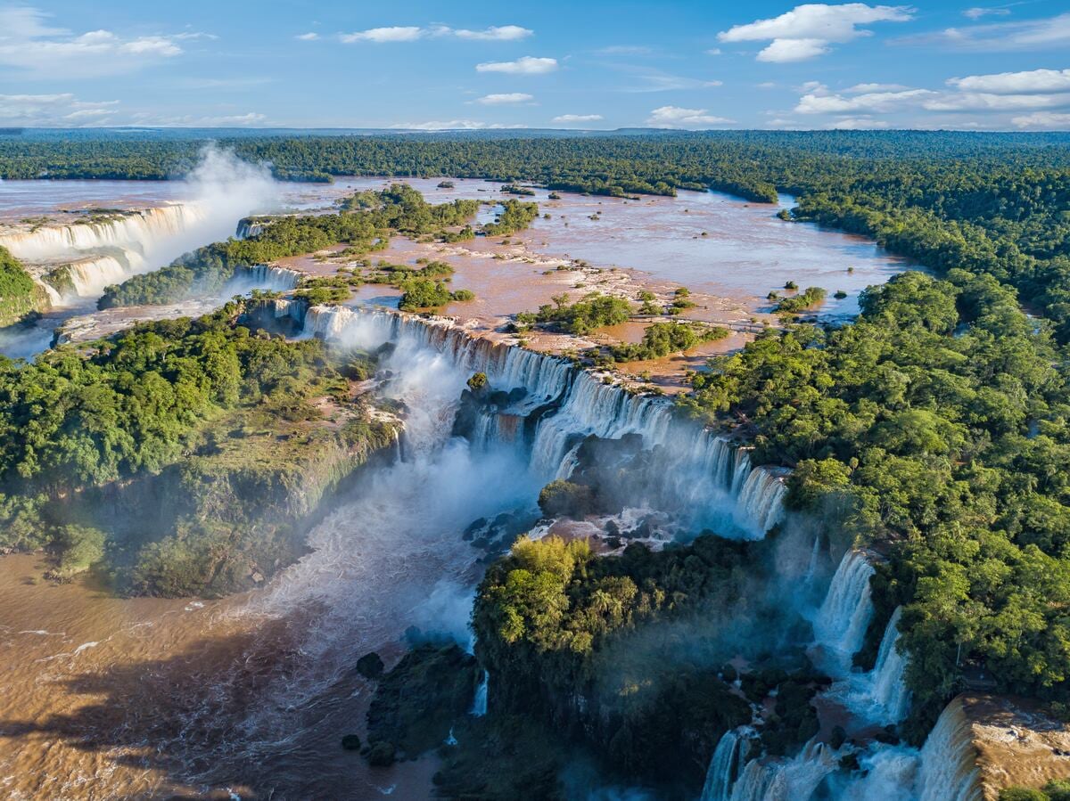 La Garganta del Diablo, el punto medular y más imponente de la travesía por el Iguazú, cerrará sus puertas ante crecida del caudal por El Niño. Foto: iStock