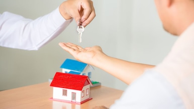 Registrar propiedades será más simple: Sunarp cambia reglas para edificios, lotes y fábricas (Foto: Freepik)