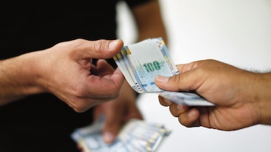 Comisiones por ventas: ¿las empresas deben informar cómo se fijan estos pagos?