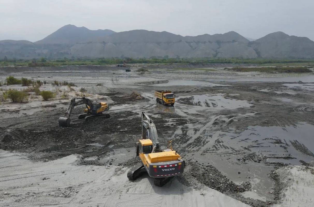 ANA viene desarrollando labores de limpieza y descolmatación en Ica. Foto: ANA