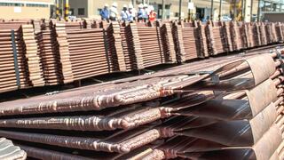 Mercado mundial del cobre tendrá un superávit de 142,000 toneladas en el 2022, prevé el ICSG