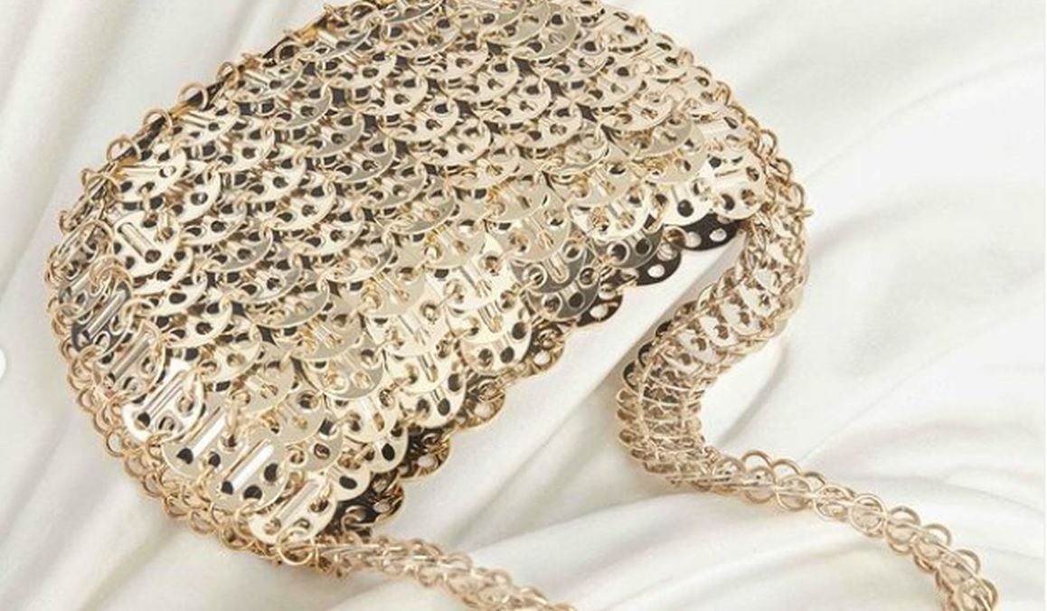 El bolso de oro fue presentado en la semana de la moda en París (Foto: Paco Rabanne)