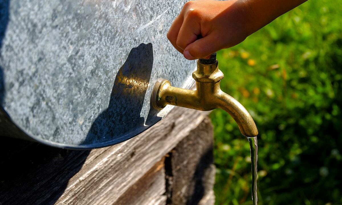Entre los años 2019 y 2023 en el ámbito urbano a nivel nacional, el acceso a agua por red pública retrocedió de 89.9% a 88.6%. (Foto: Pixabay)