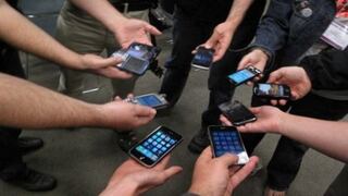 Millennials y smartphones: D los usa para trabajar y A se entretiene