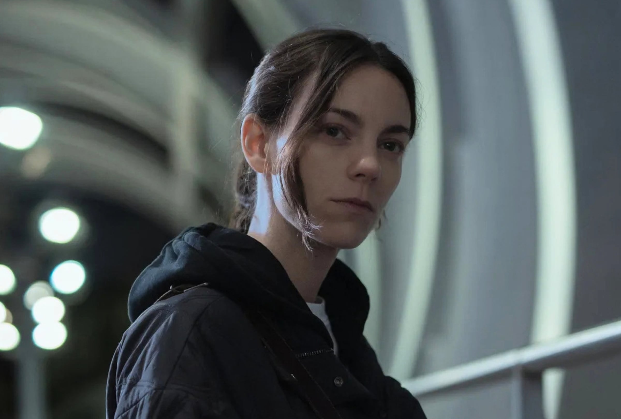 La actriz Vicky Luengo en su papel de Antonia Scott durante la segunda temporada de la serie española "Reina Roja" (Foto: Amazon Studios)