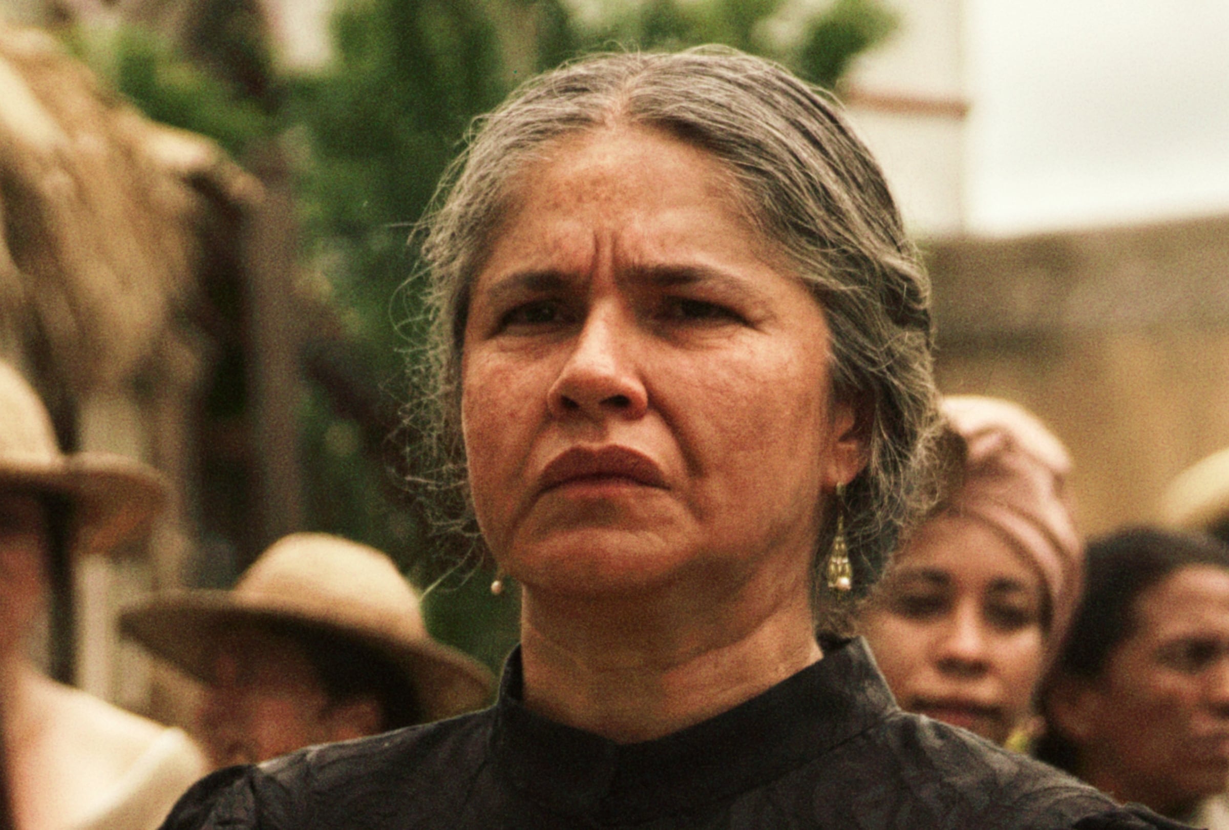 Marleyda Soto como Úrsula Iguarán en una escena de la temporada 2 de la serie colombiana "Cien años de soledad" (Foto: Netflix)
