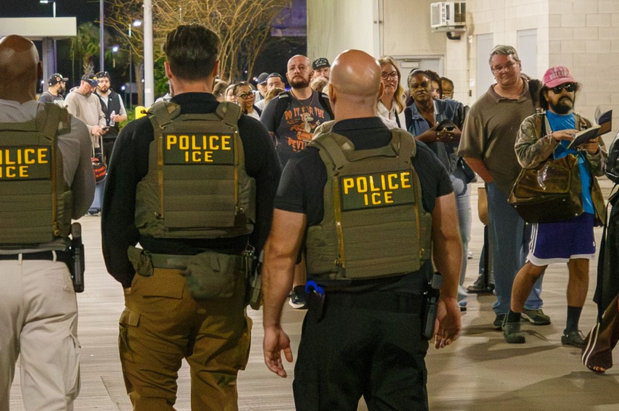 El nuevo plan de seguridad aeroportuaria se activó este lunes 23 de marzo con agentes de ICE en varios aeropuertos de EE.UU. (Foto: David Grunfeld/The New Orleans Advocate via AP)