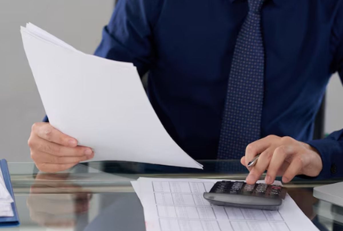 Averigua lo que debes hacer si no puedes presentar tu declaración de impuestos antes de la fecha límite (Foto: Freepik)