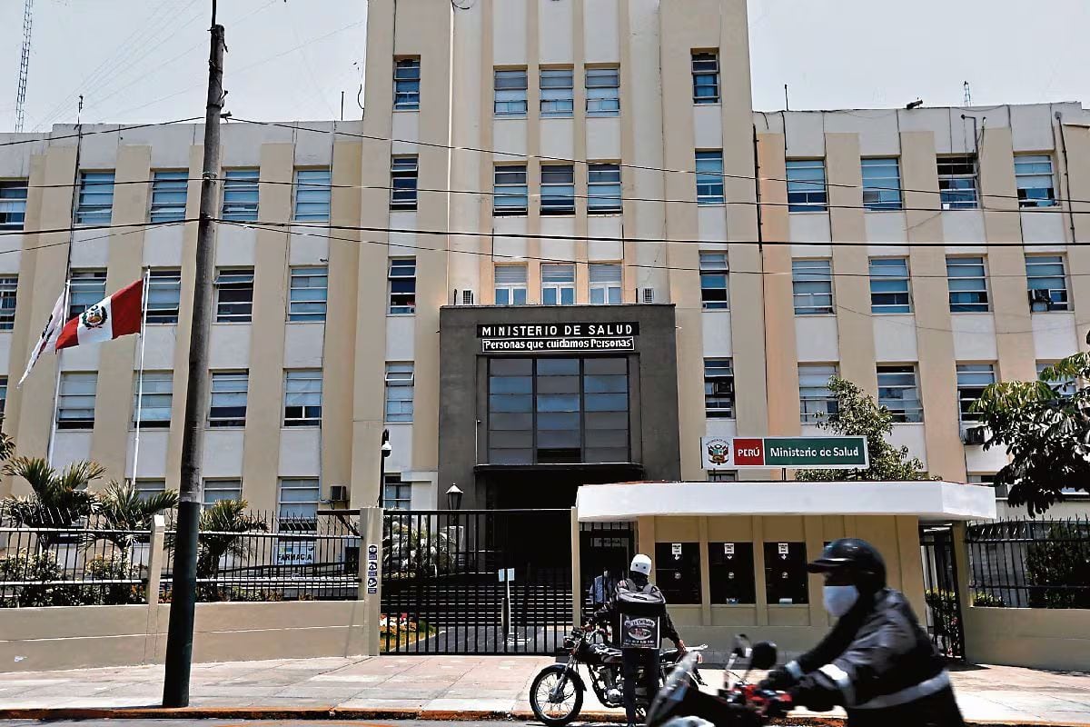 3 de abril del 2025. Hace 1 año. Minsa afirma que hay abastecimiento de suero para un lapso de cuatro meses.