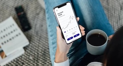 Jóvenes peruanos de alto patrimonio en Perú: el pecado financiero que estarían cometiendo