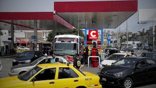 ¿Bono a taxistas y hogares para gasolina y GLP? La propuesta que se plantea en el Congreso